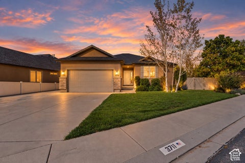 Photo of 3711 N HOT SPRINGS LN, Lehi, UT 84043 (MLS # 2190447)