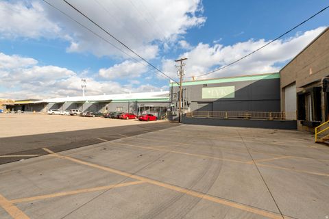 Tiny photo for 2507 S 300 W, South Salt Lake, UT 84115 (MLS # 2126537)