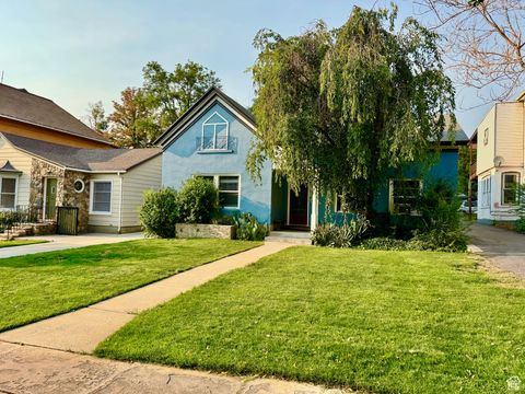 Photo of 827 E 100 S, Salt Lake City, UT 84102 (MLS # 2111257) Photo of 827 E 100 S, Salt Lake City, UT 84102 (MLS # 2111257)
