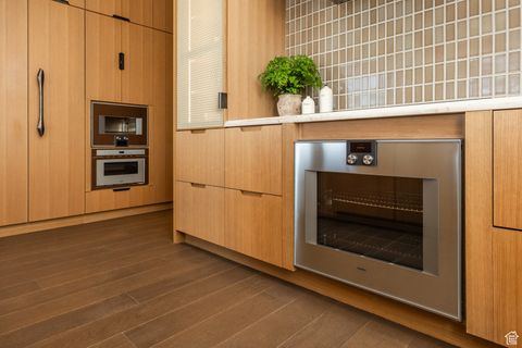 Tiny photo for 10114 N DROMMEN CT #R-1, Park City, UT 84060 (MLS # 2083787)