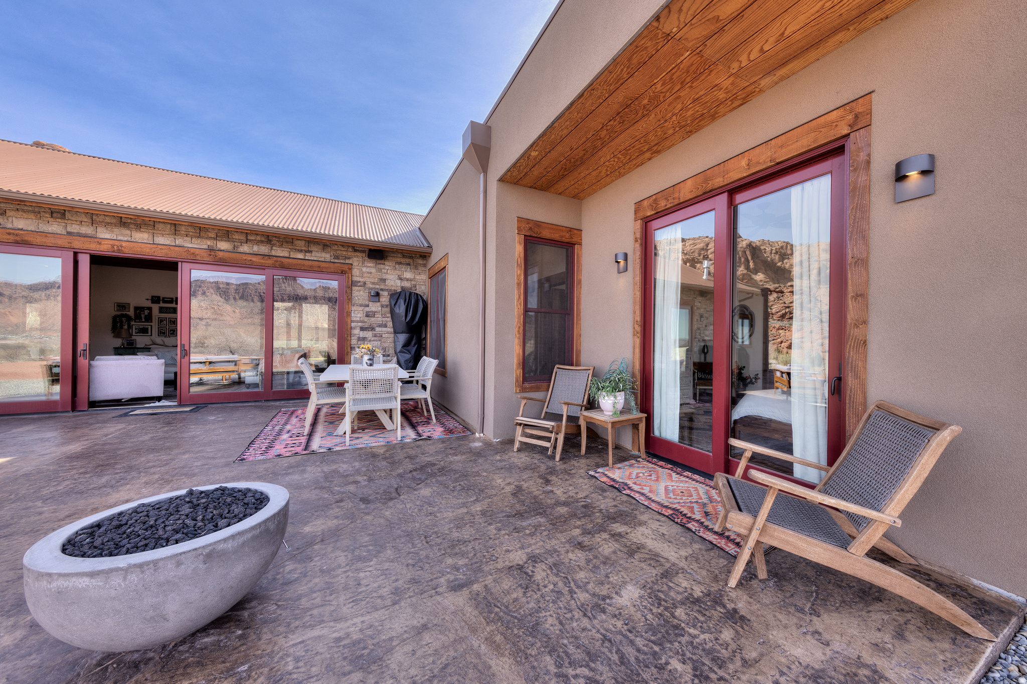 WHITE HORSE SUBD - Residential