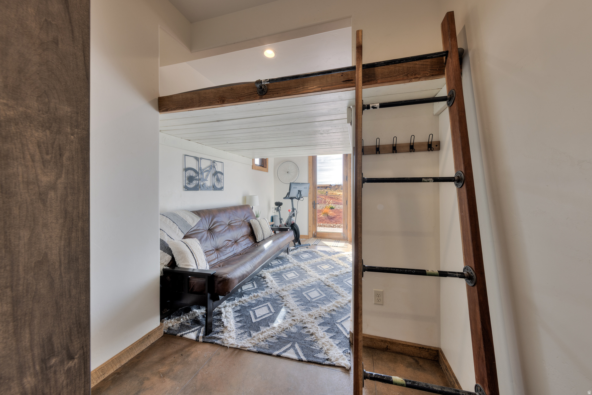 WHITE HORSE SUBD - Residential