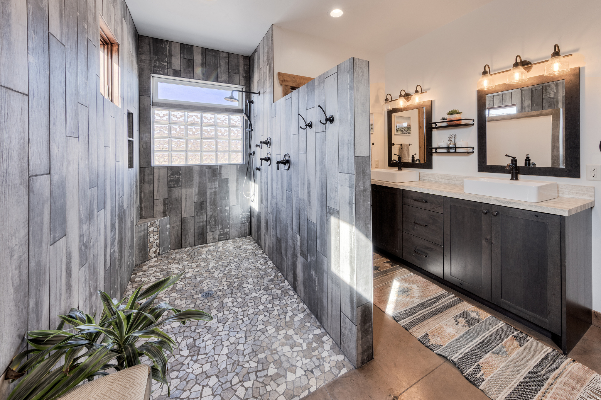 WHITE HORSE SUBD - Residential