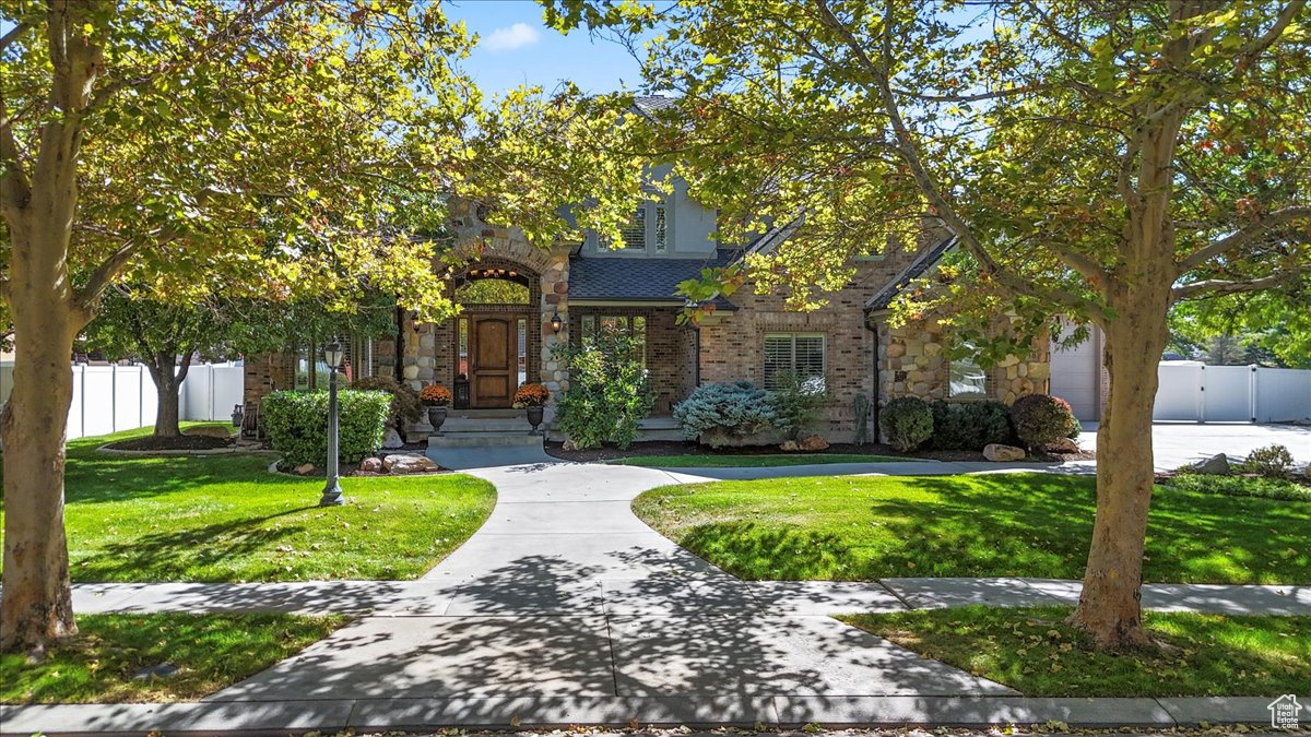 WILD ROSE - Residential