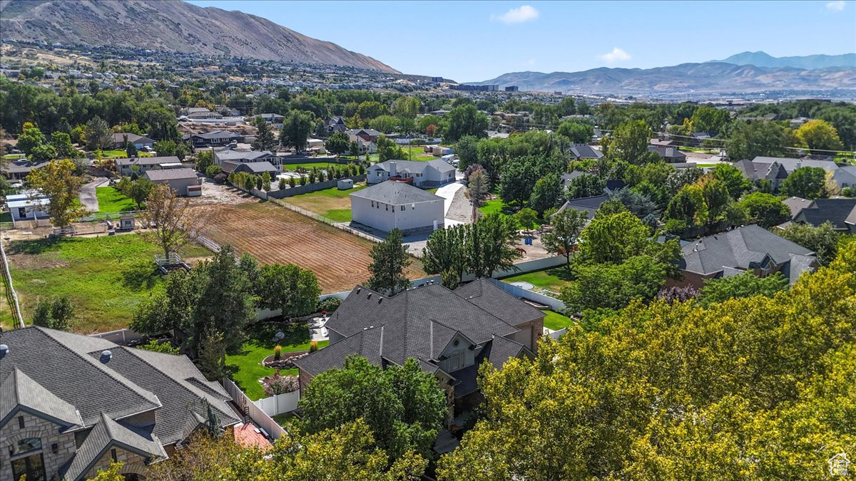 WILD ROSE - Residential