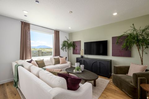 Tiny photo for 1510 E ASPEN GROVE DR #908, Spanish Fork, UT 84660 (MLS # 2173724)