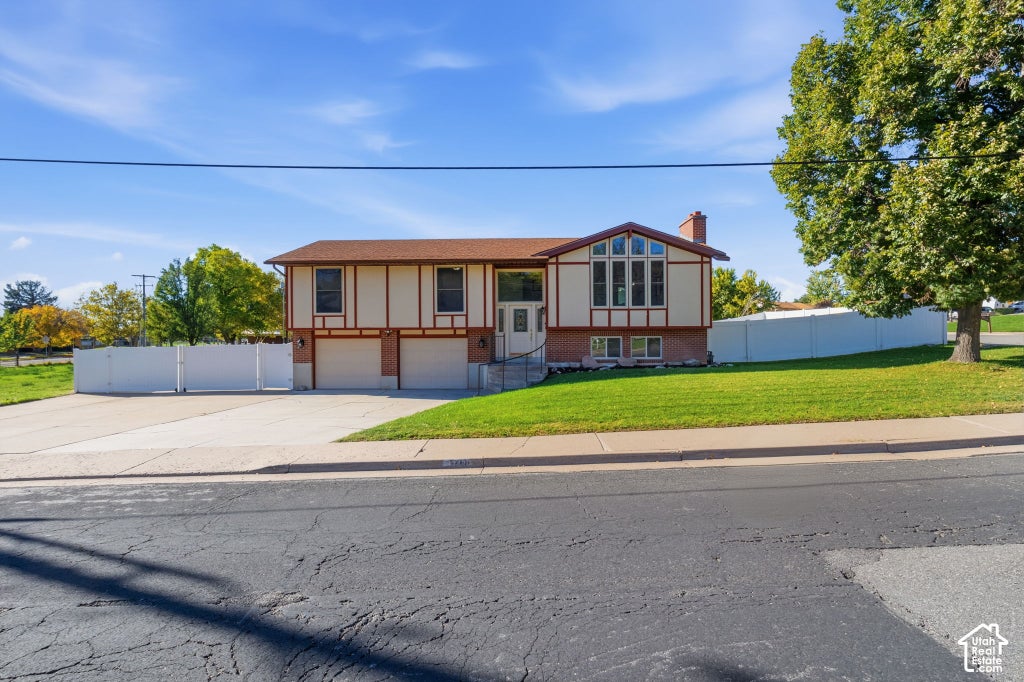 Photo of 749 N CHURCH ST W, Layton, UT 84041 (MLS # 2191799)