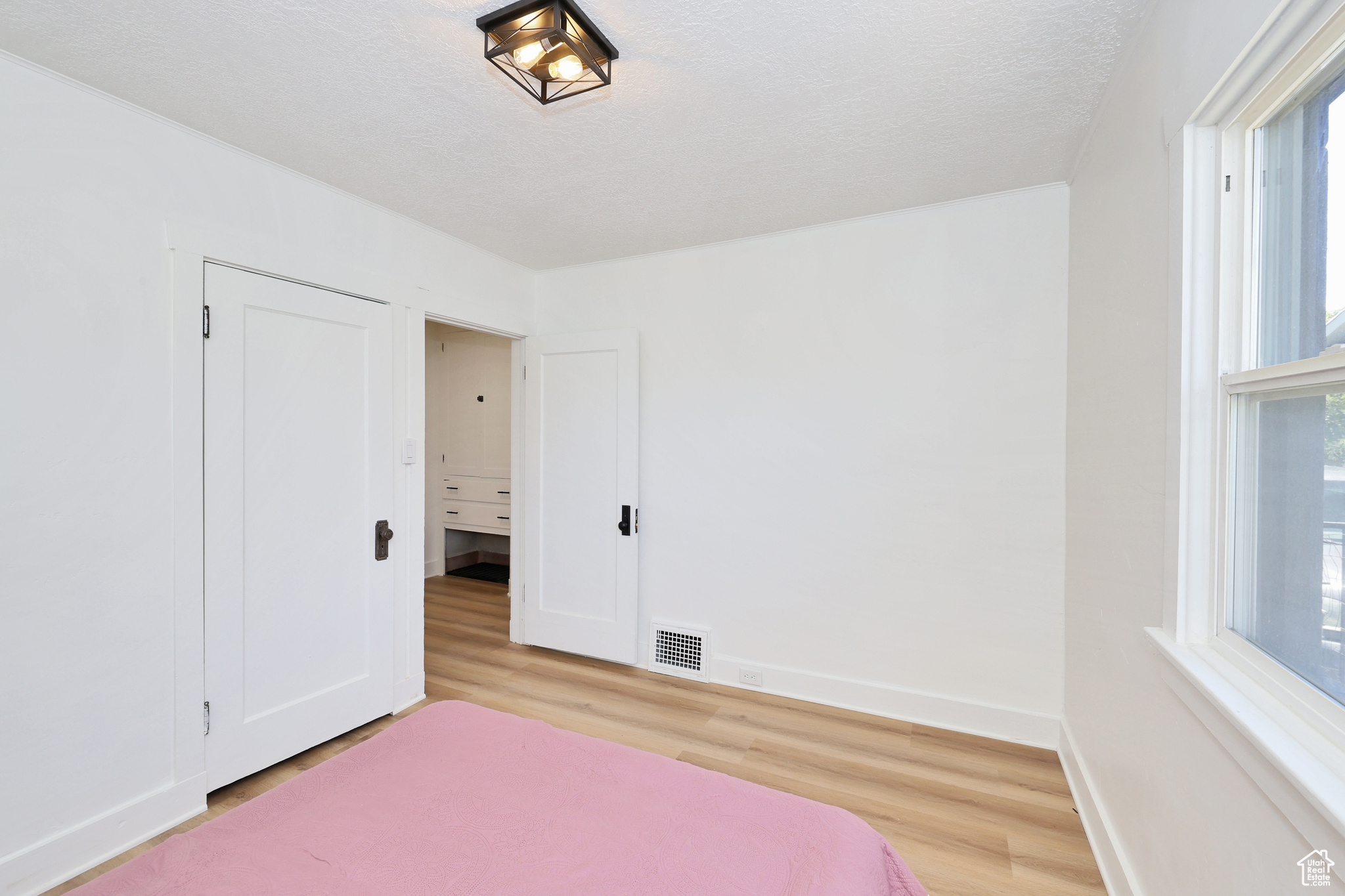 557 E Cleveland Ave, Salt Lake City, Utah image 16