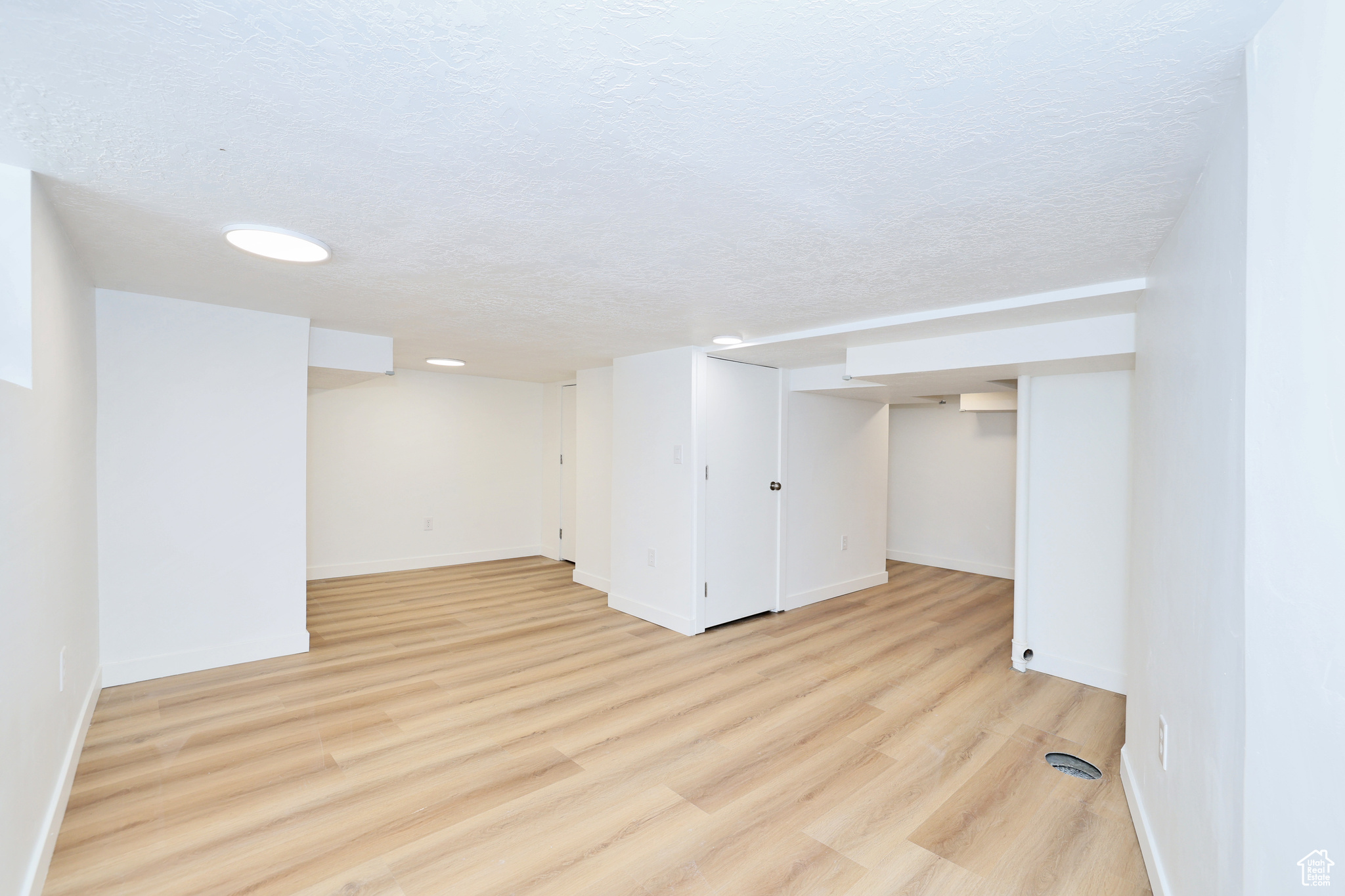 557 E Cleveland Ave, Salt Lake City, Utah image 24