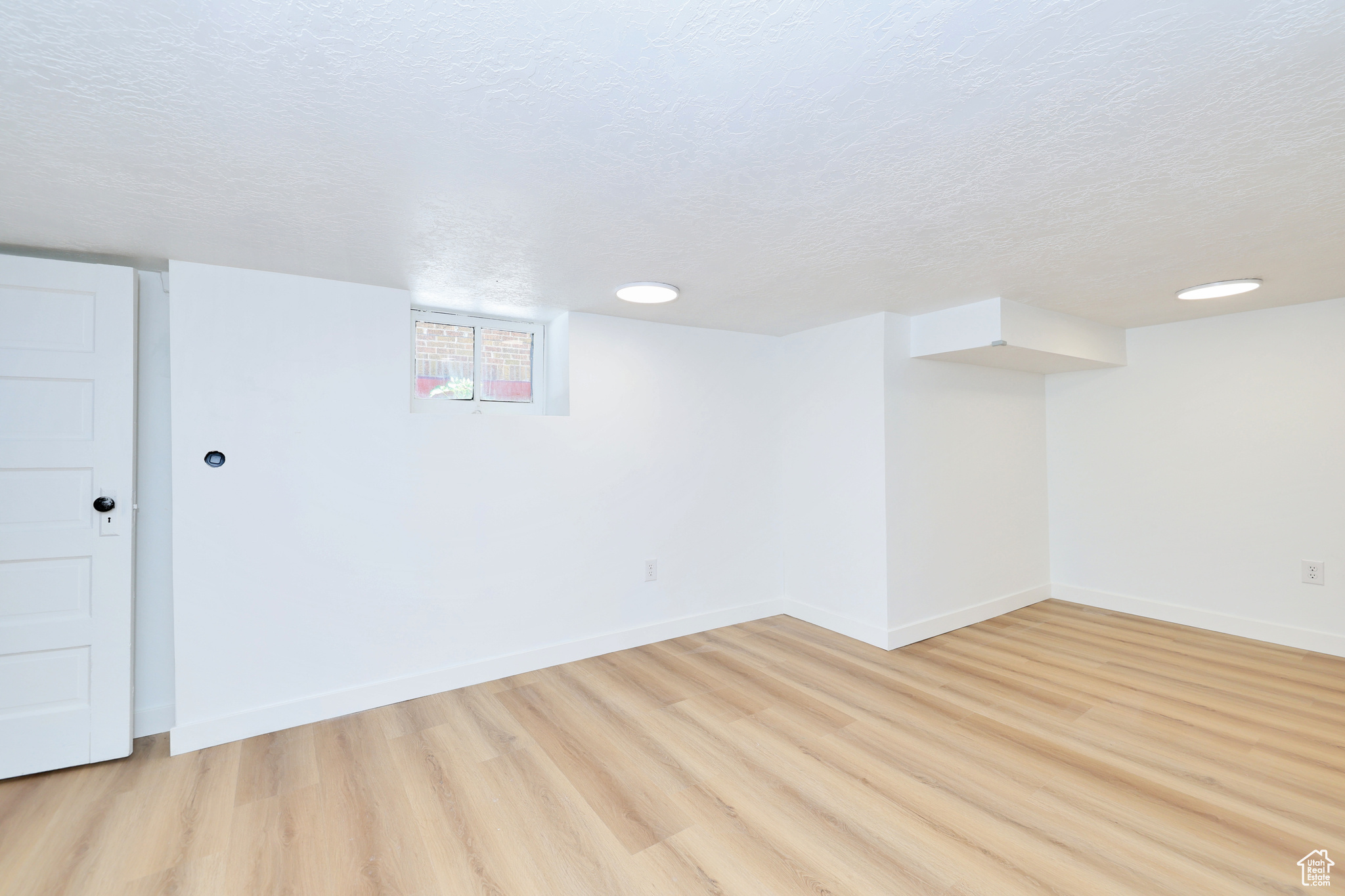 557 E Cleveland Ave, Salt Lake City, Utah image 25