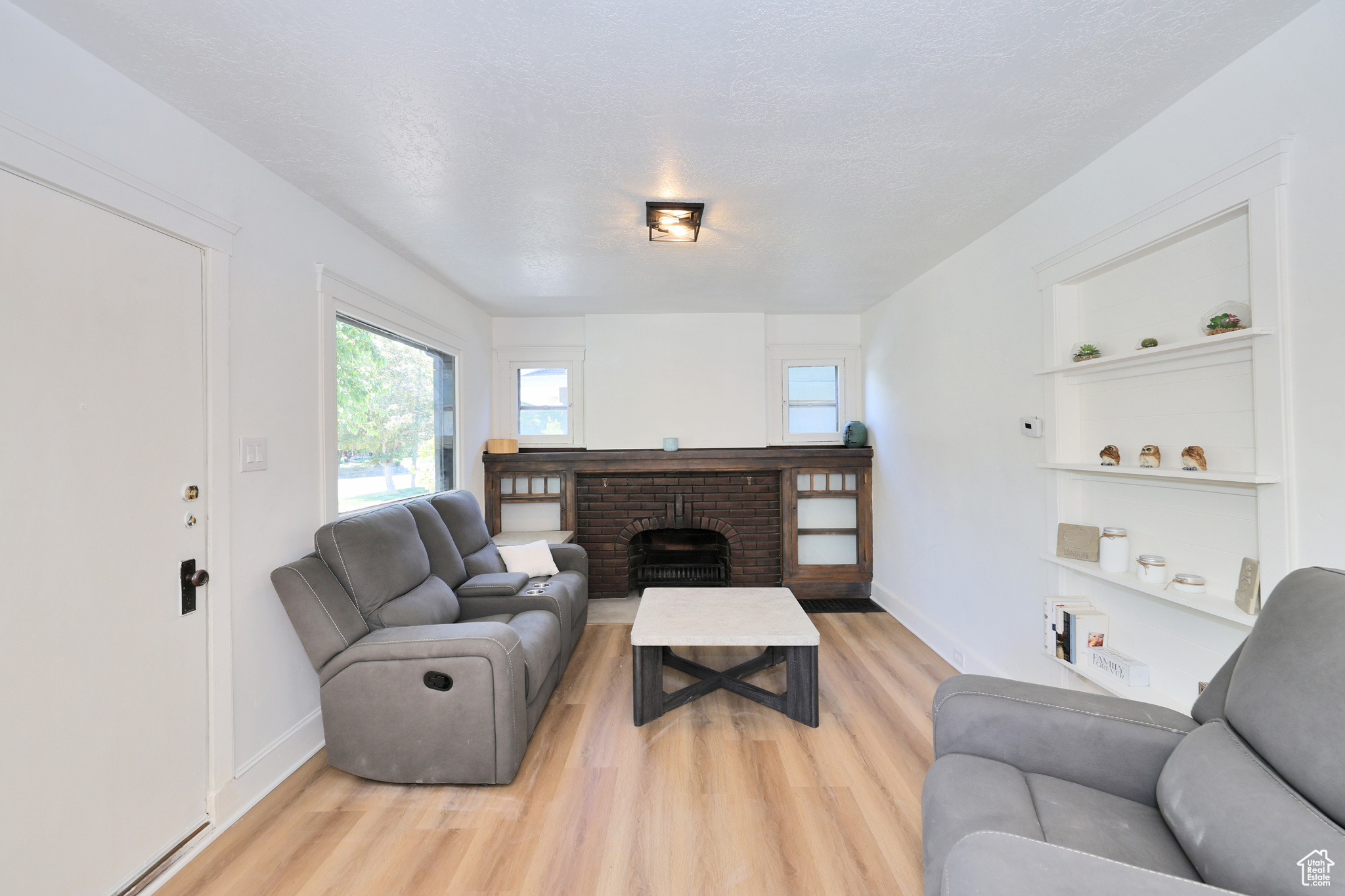 557 E Cleveland Ave, Salt Lake City, Utah image 2