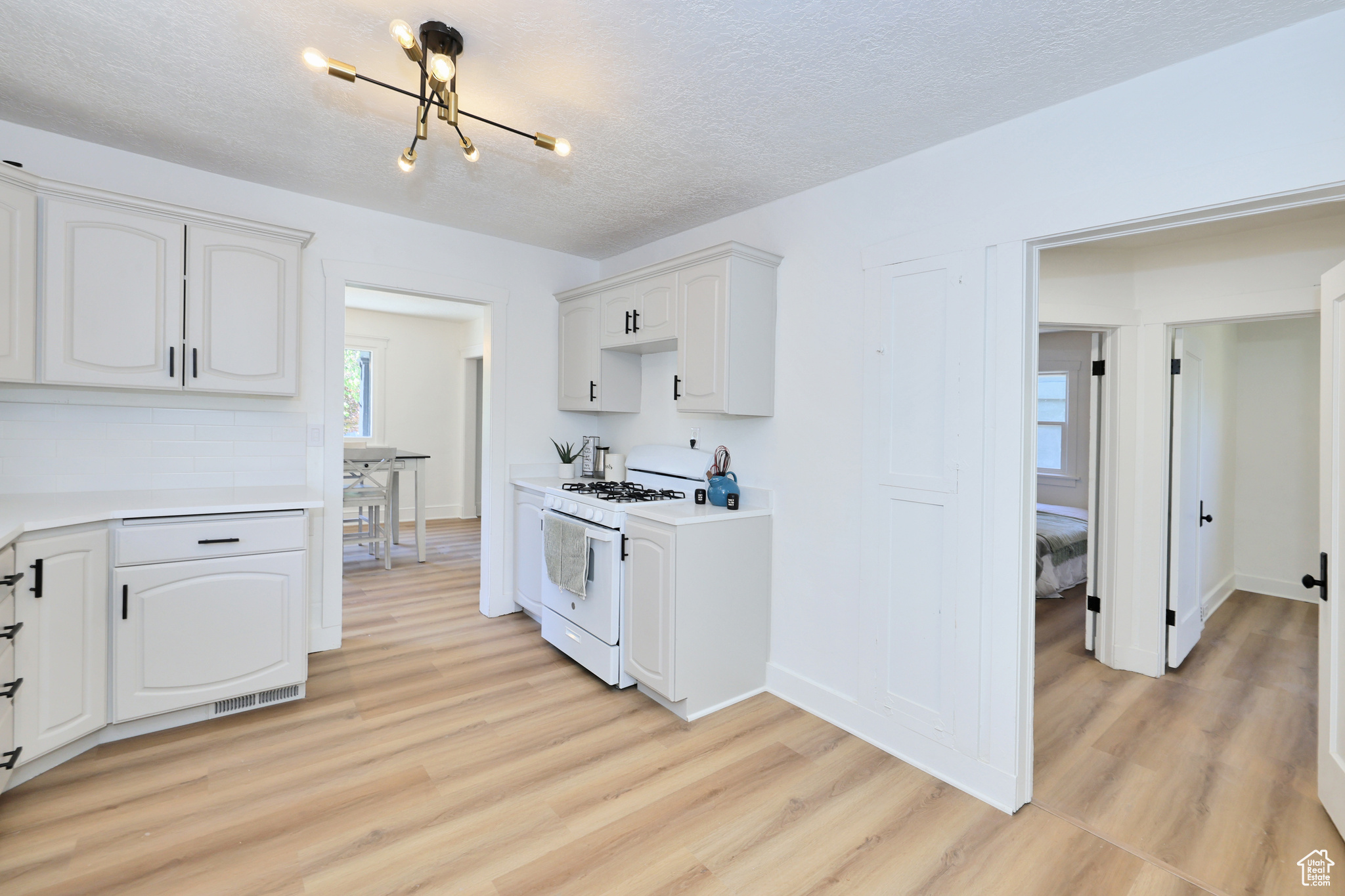 557 E Cleveland Ave, Salt Lake City, Utah image 12