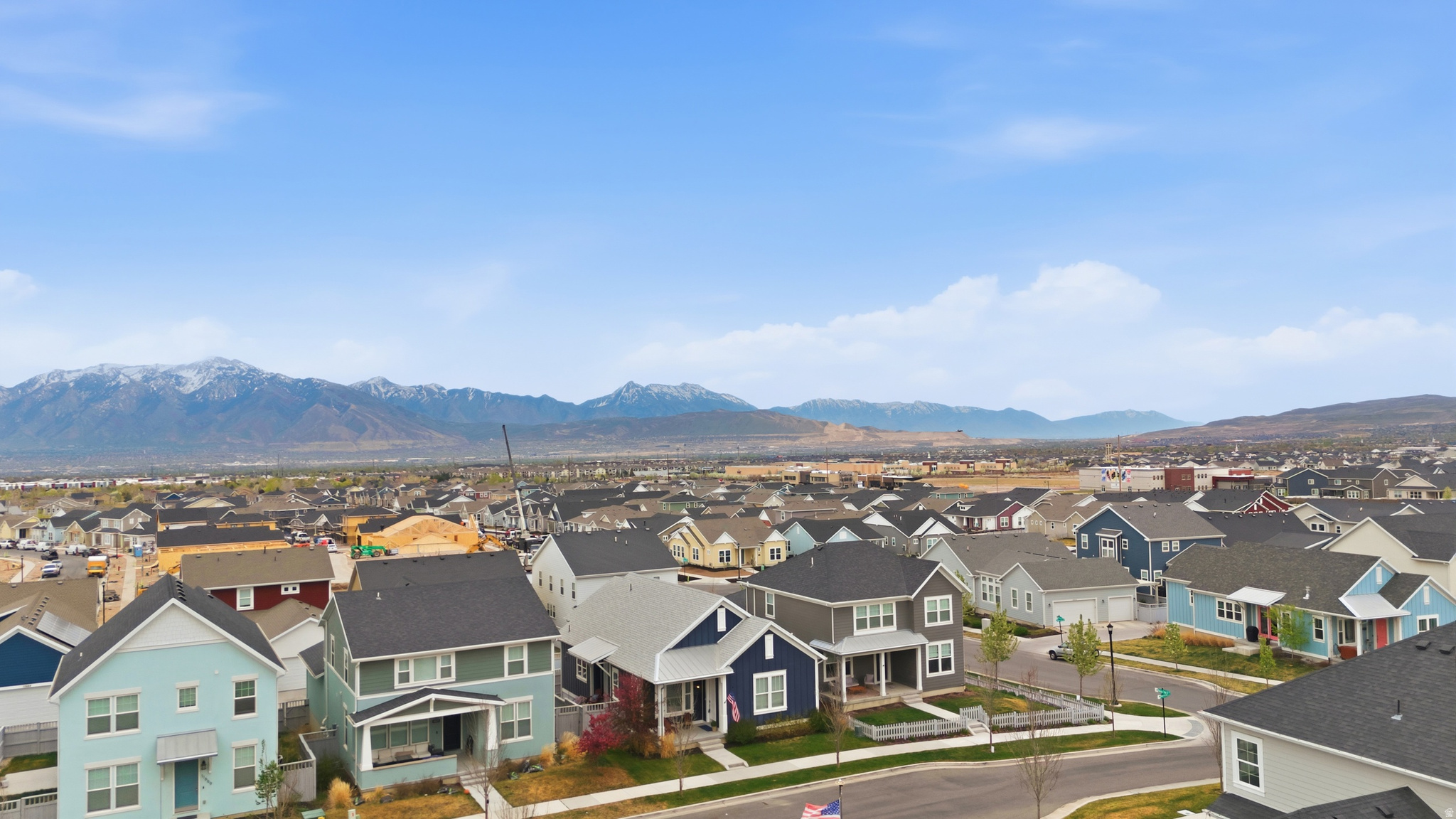 DAYBREAK - Residential