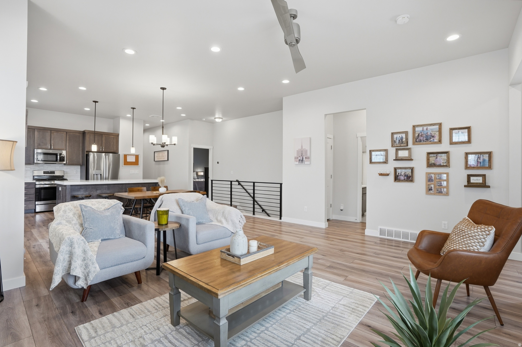 DAYBREAK - Residential