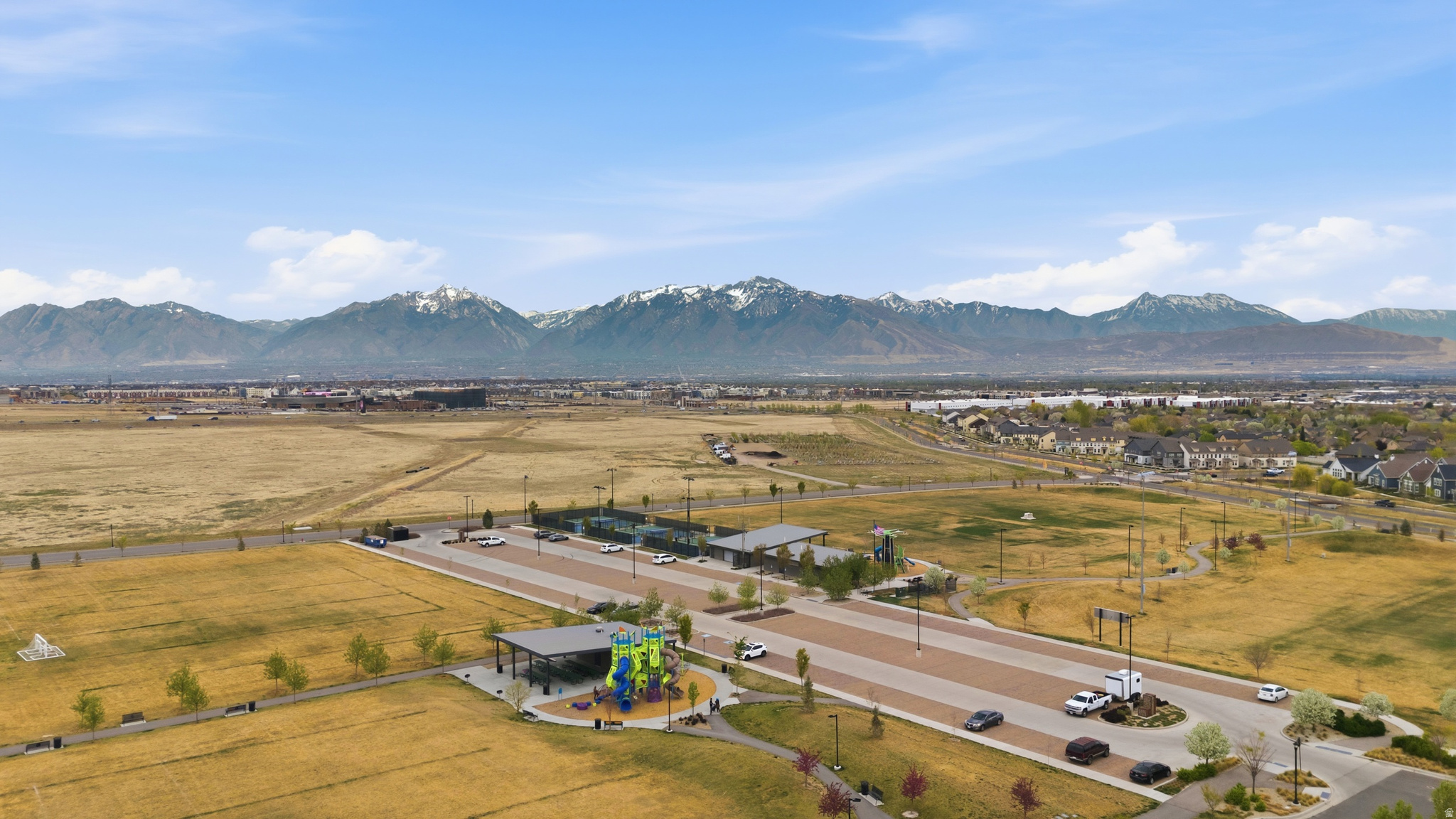 DAYBREAK - Residential