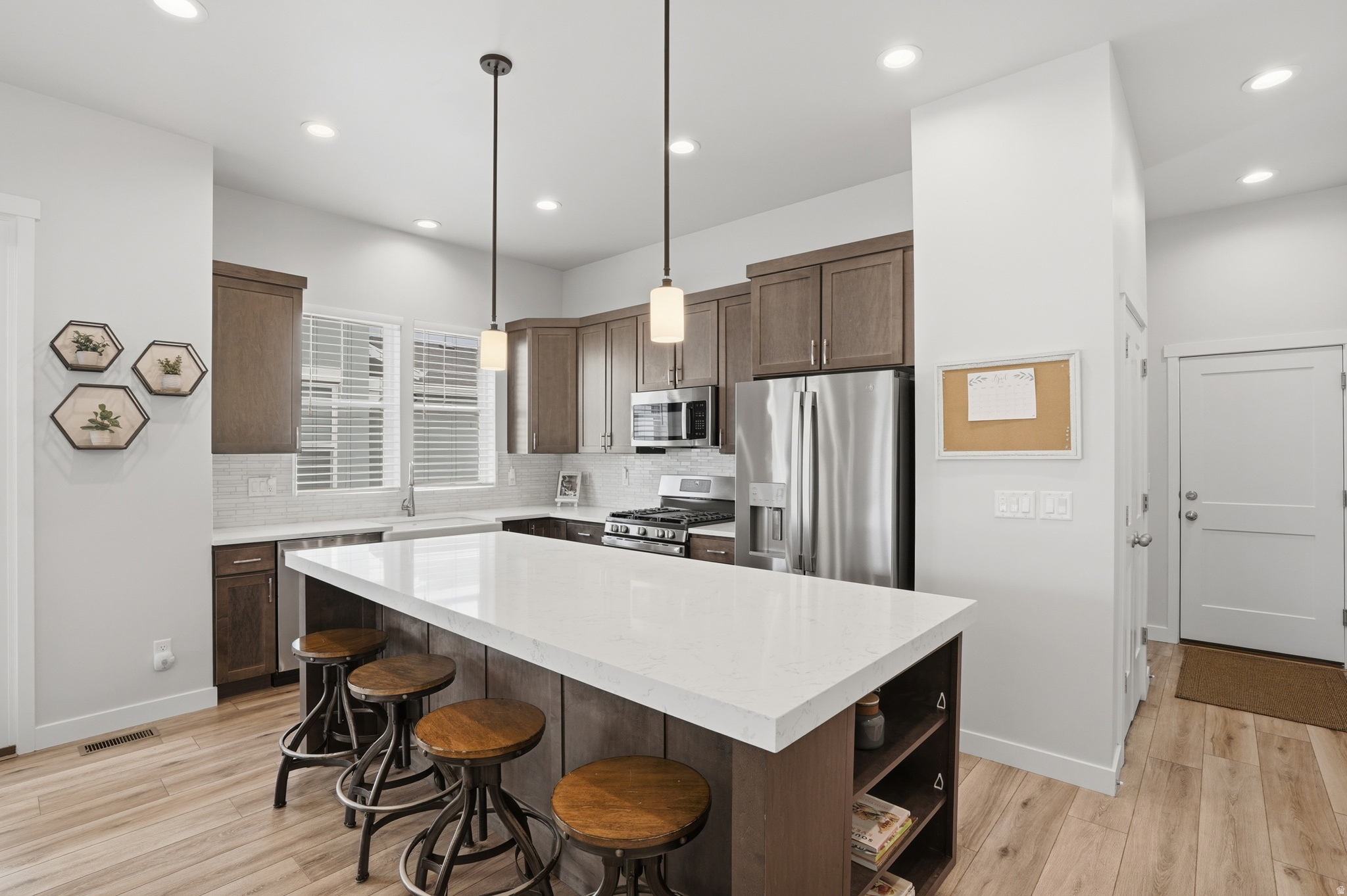 DAYBREAK - Residential