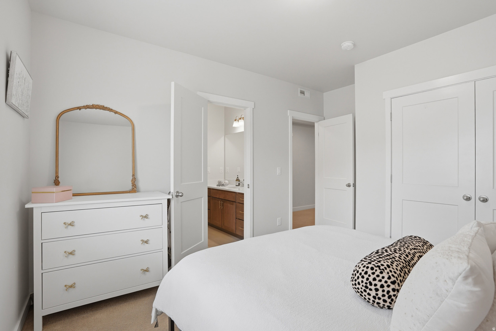 DAYBREAK - Residential