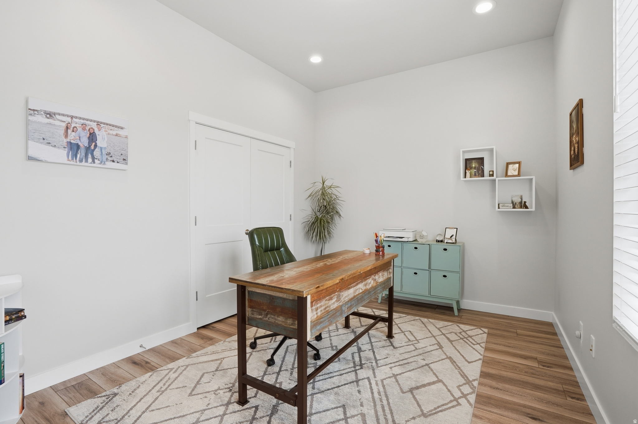 DAYBREAK - Residential