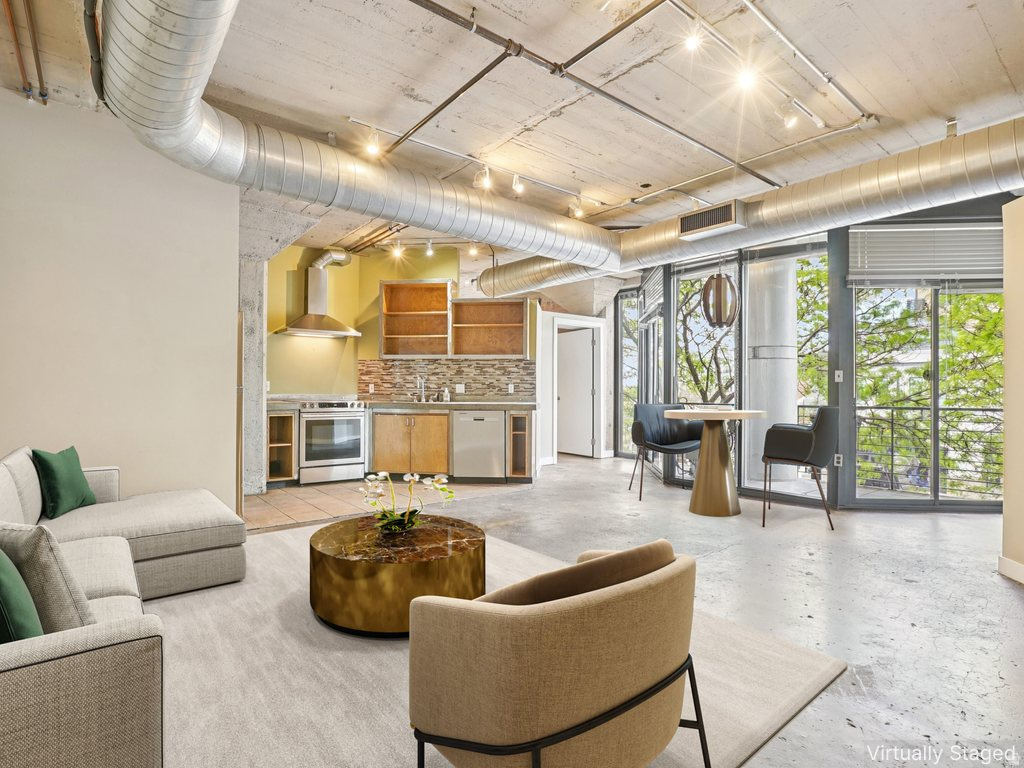 DAKOTA LOFTS - Residential