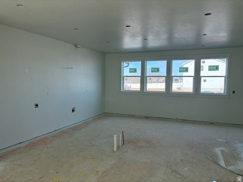 Tiny photo for 1331 N 1850 W, Clinton, UT 84015 (MLS # 2134849)