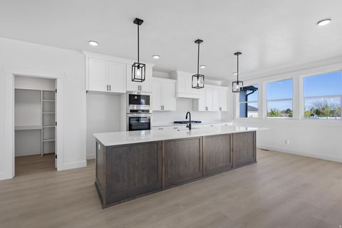 Tiny photo for 1331 N 1850 W, Clinton, UT 84015 (MLS # 2134849)