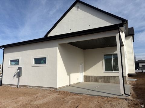 Tiny photo for 1331 N 1850 W, Clinton, UT 84015 (MLS # 2134849)