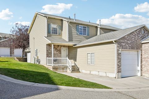 Photo of 4827 S 1800 W #32, Roy, UT 84067 (MLS # 2155304)