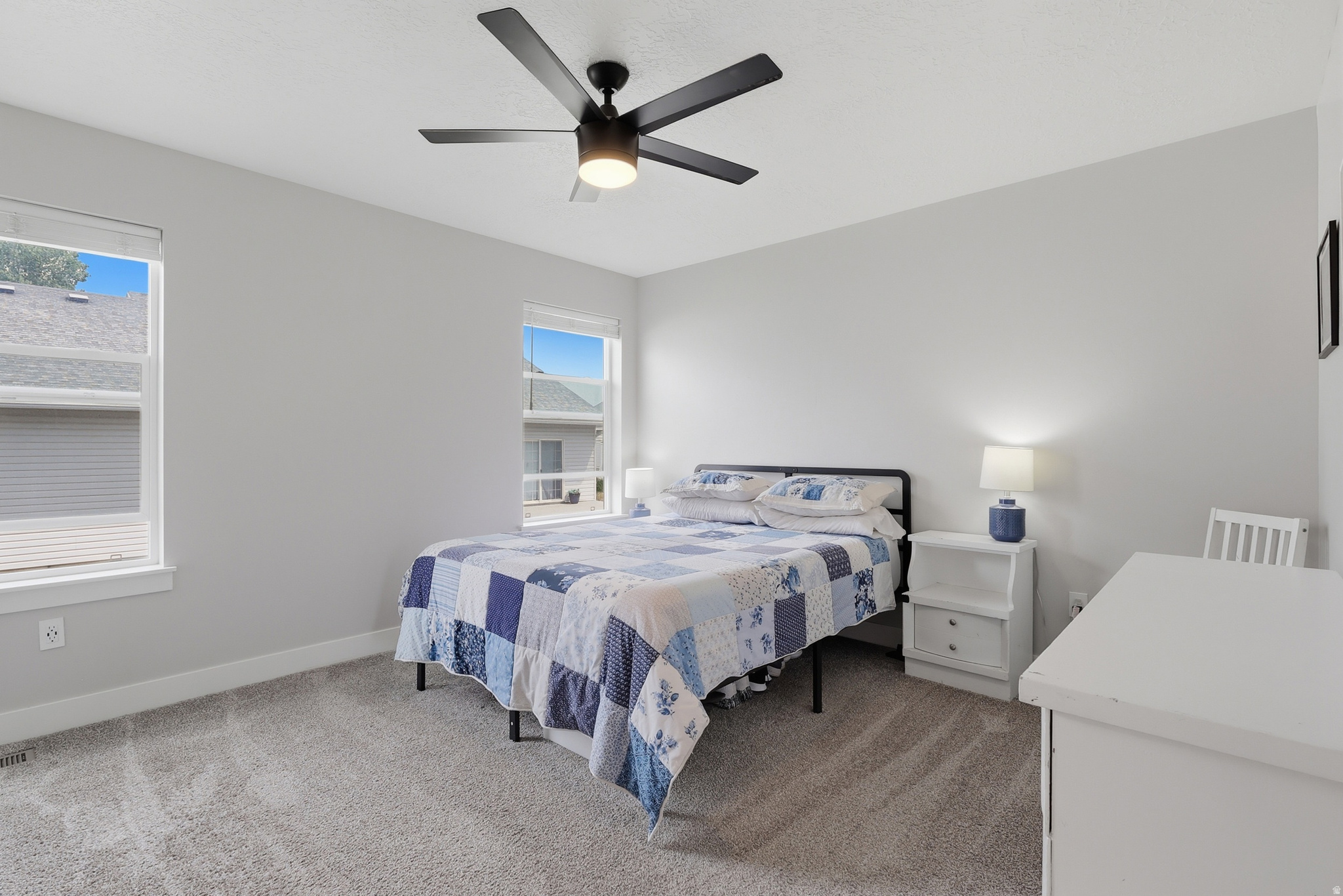 MILL HILL - Residential