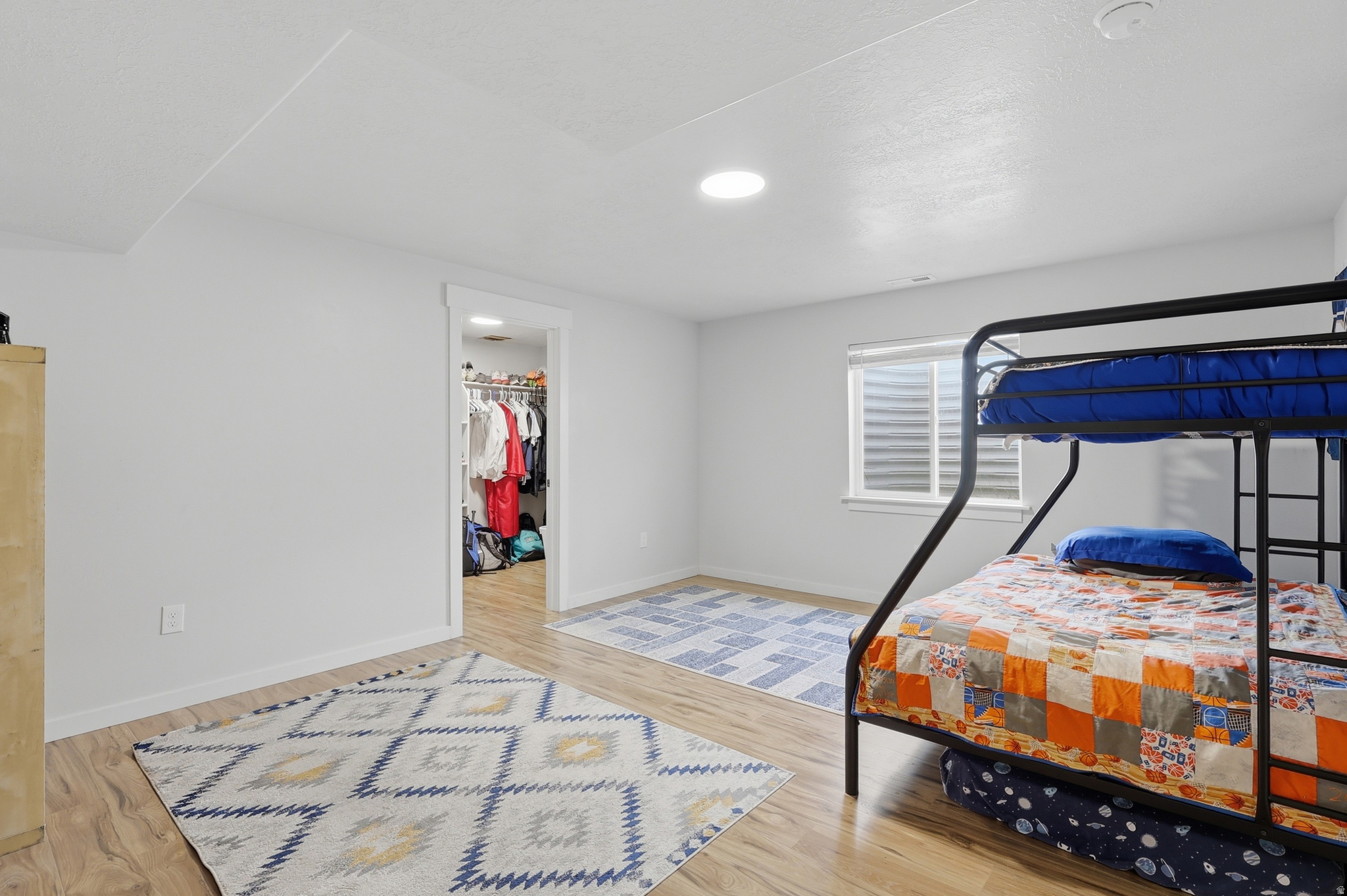 MILL HILL - Residential