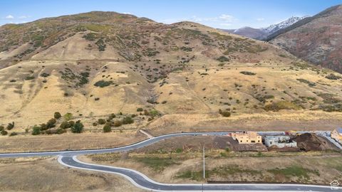 Tiny photo for 75 S GRANDISON CT E #69-R, Fruit Heights, UT 84037 (MLS # 2114022)