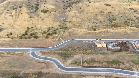 Tiny photo for 75 S GRANDISON CT E #69-R, Fruit Heights, UT 84037 (MLS # 2114022)