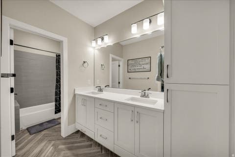 Tiny photo for 684 S 990 W, Hurricane, UT 84737 (MLS # 2165439)