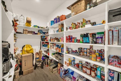 Tiny photo for 684 S 990 W, Hurricane, UT 84737 (MLS # 2165439)
