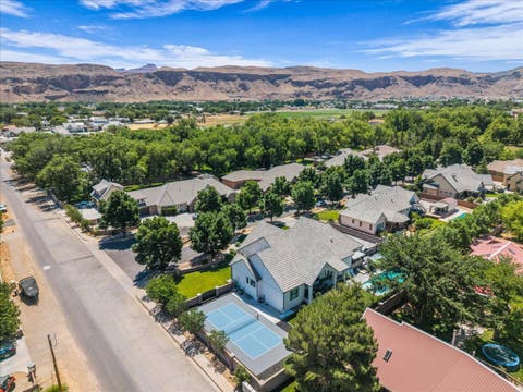 Tiny photo for 684 S 990 W, Hurricane, UT 84737 (MLS # 2165439)