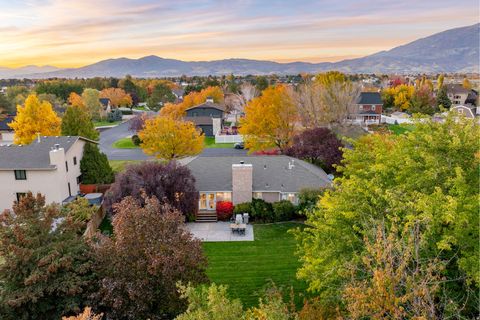 Tiny photo for 10528 N ABERDEEN LN, Highland, UT 84003 (MLS # 2120447)