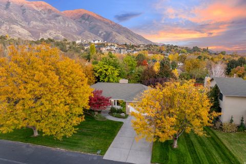 Tiny photo for 10528 N ABERDEEN LN, Highland, UT 84003 (MLS # 2120447)
