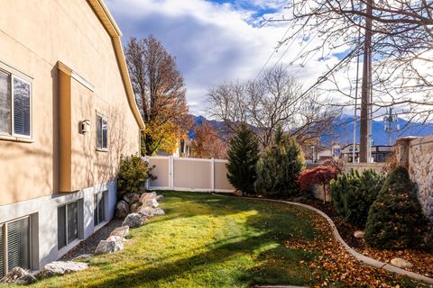Tiny photo for 5588 S FARM HILL DR, Salt Lake City, UT 84117 (MLS # 2124772)