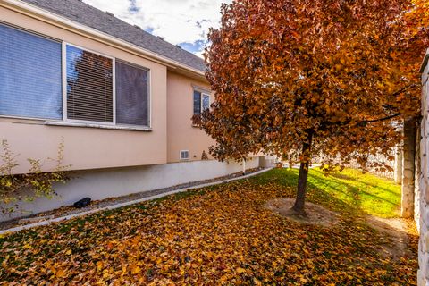 Tiny photo for 5588 S FARM HILL DR, Salt Lake City, UT 84117 (MLS # 2124772)