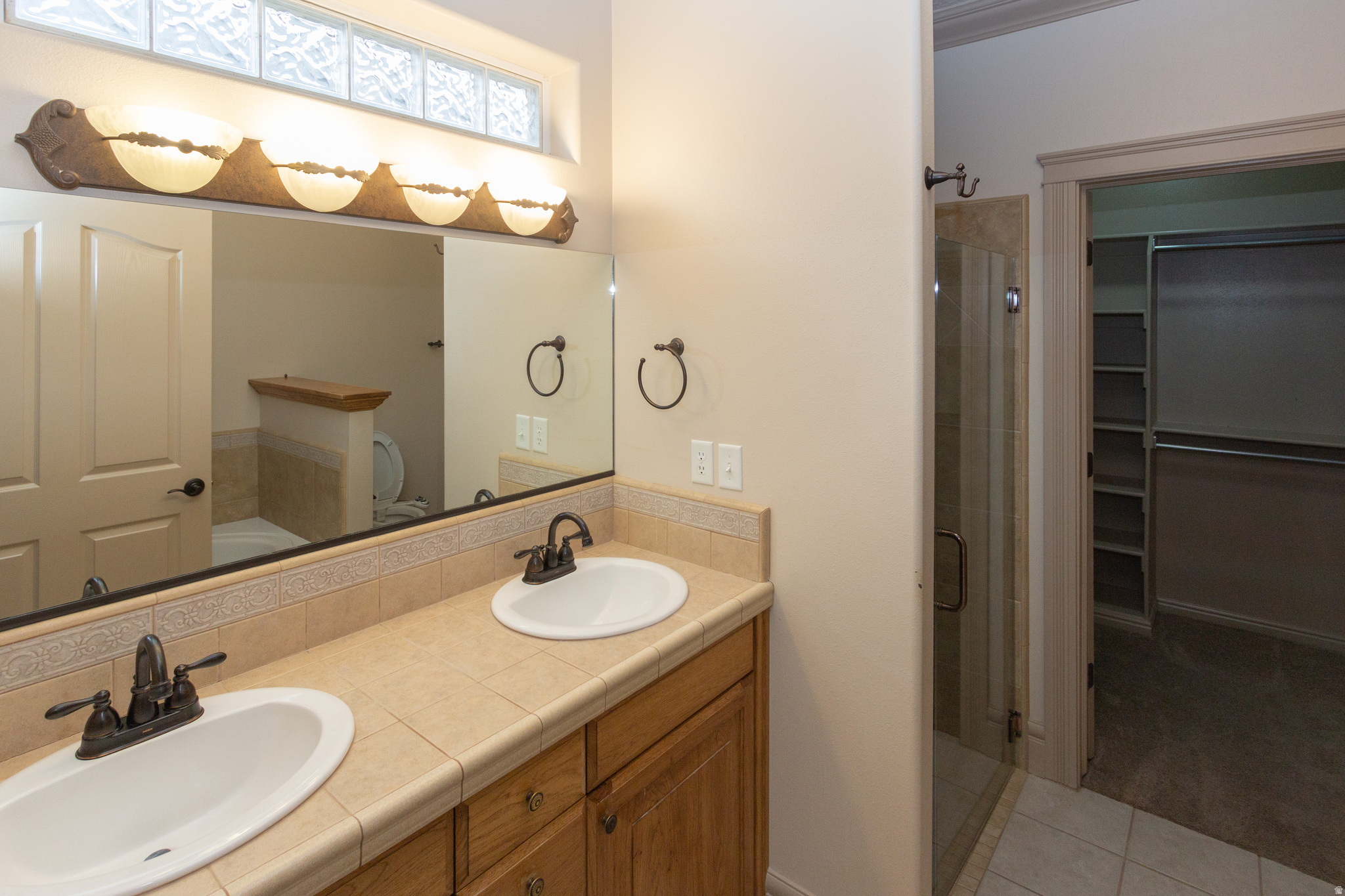 COBBLESTONE AT SPRING CREEK - Residential