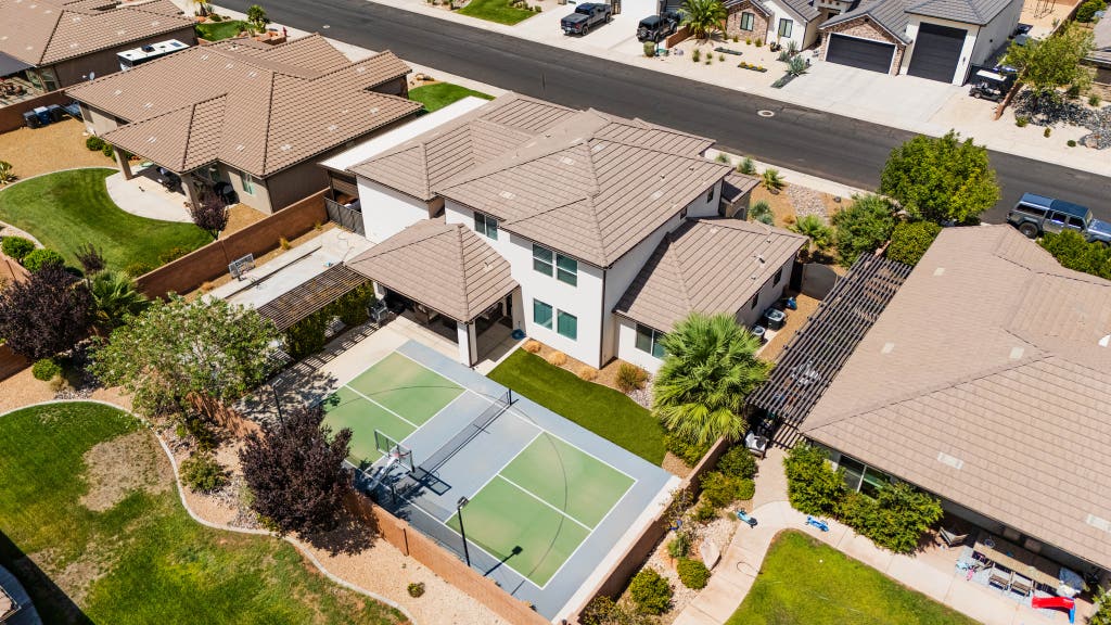 Photo of 3337 W 2610 S, Hurricane, UT 84737 (MLS # 2181347)