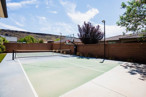 Tiny photo for 3337 W 2610 S, Hurricane, UT 84737 (MLS # 2181347)