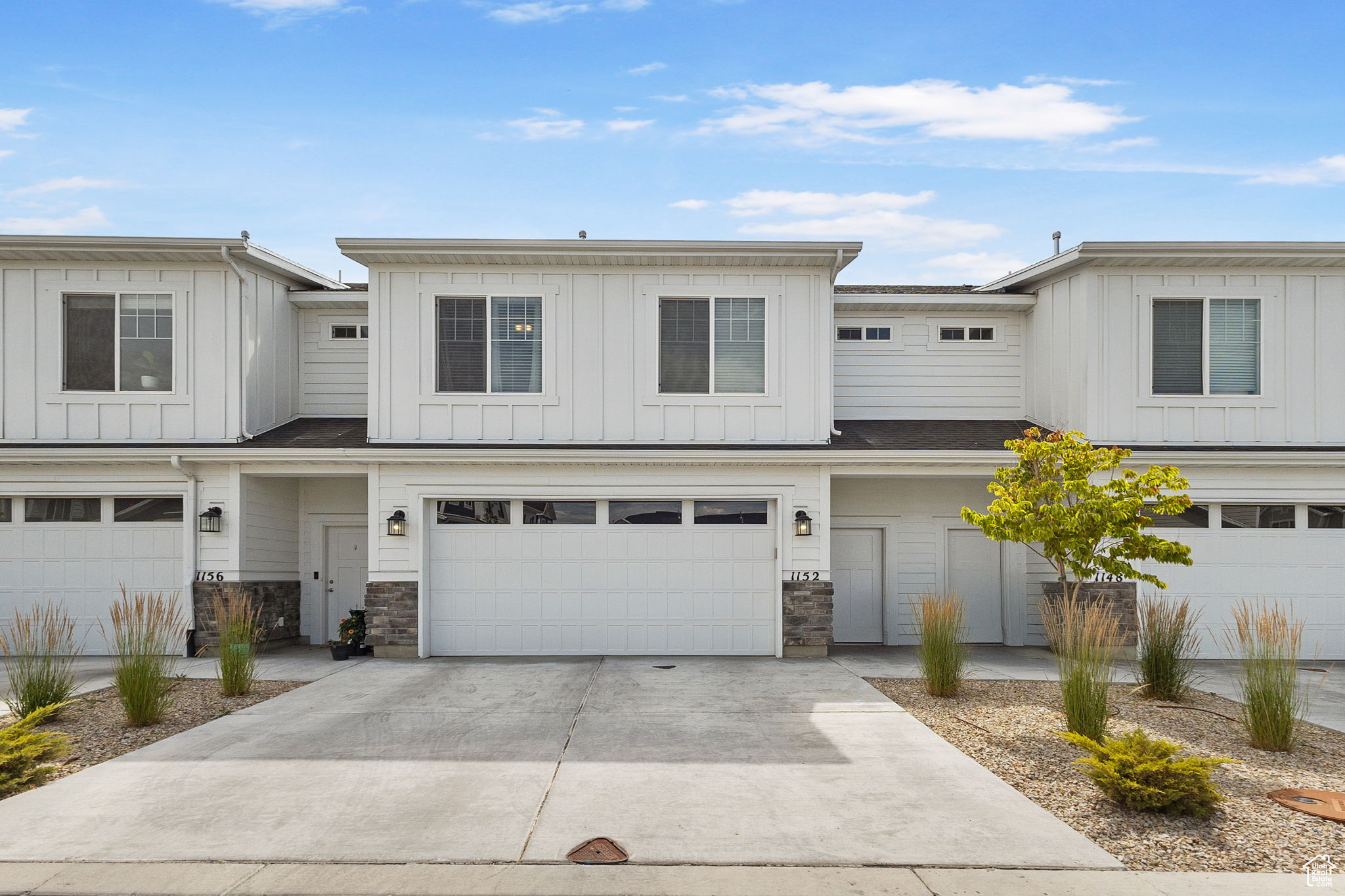 DEL MONTE TOWNHOMES - Residential