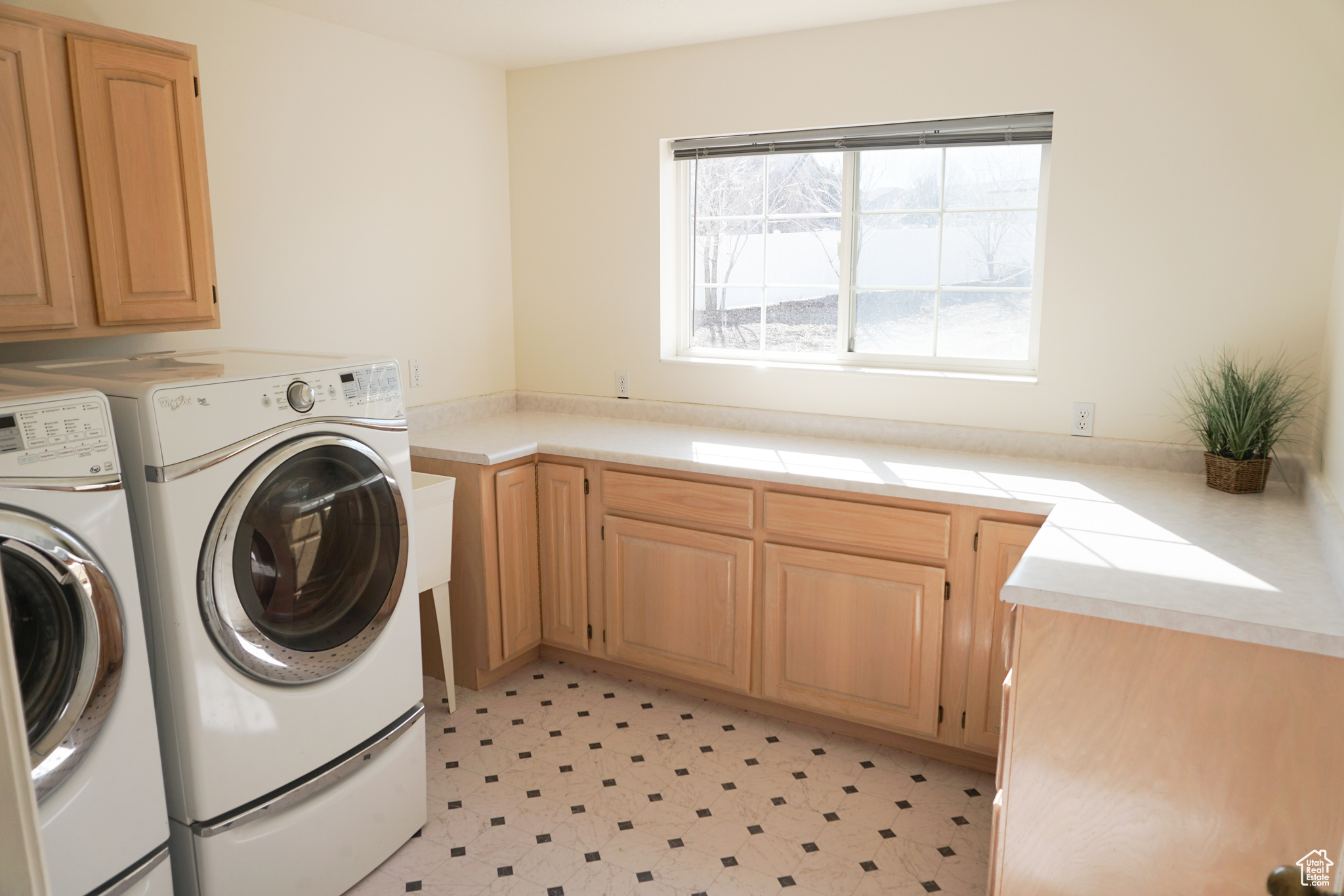 3983 S Mcgregor Ln, Saratoga Springs, Utah image 34
