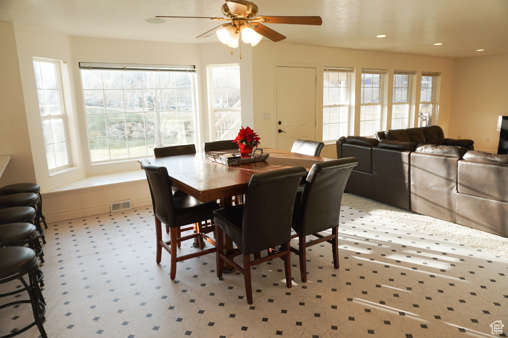 3983 S Mcgregor Ln, Saratoga Springs, Utah image 37