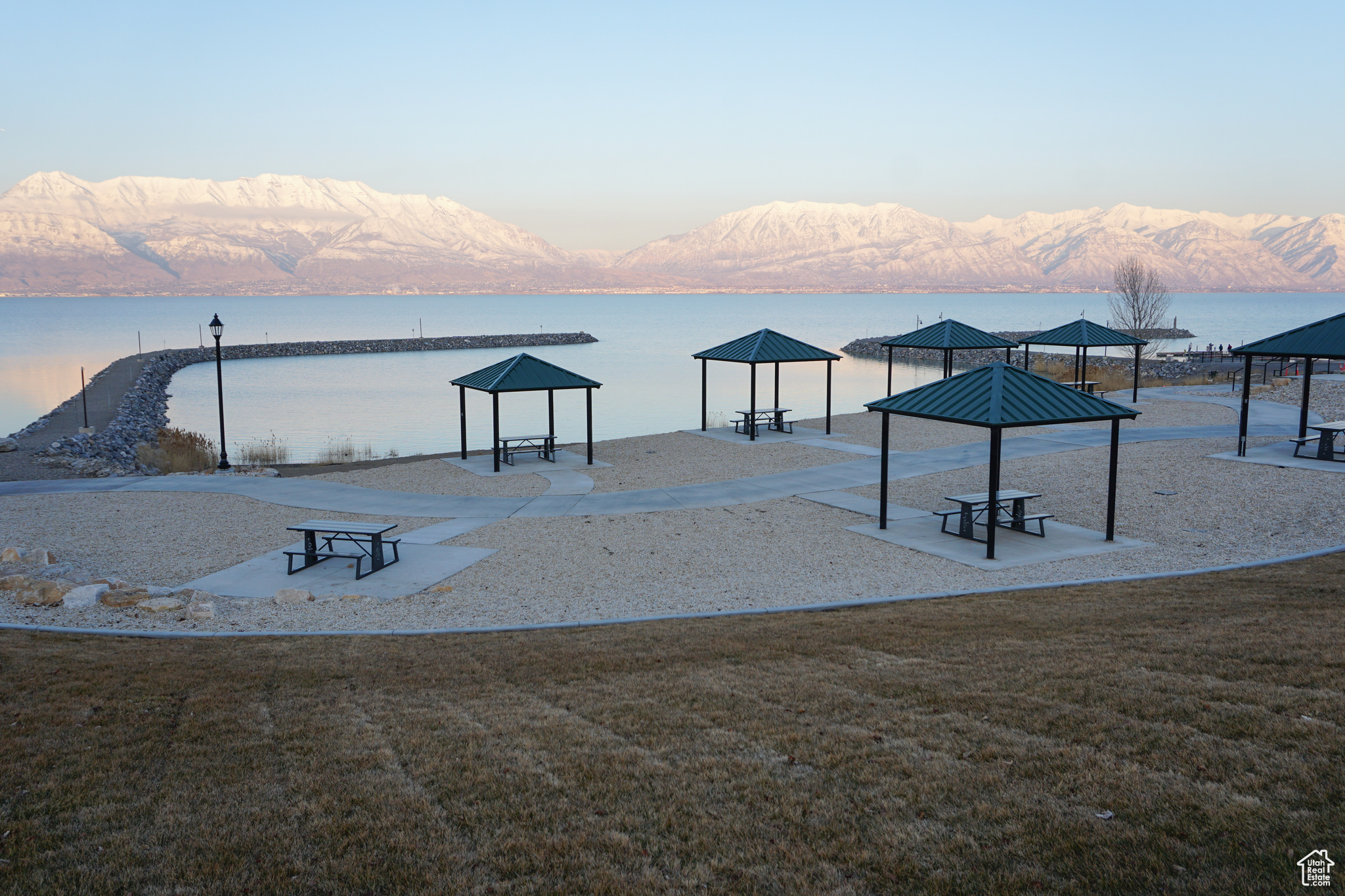 3983 S Mcgregor Ln, Saratoga Springs, Utah image 12