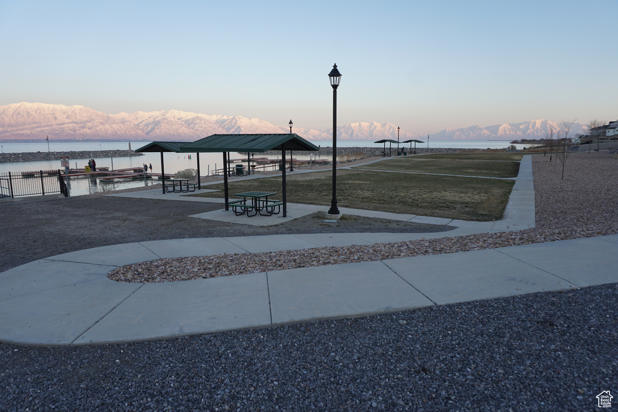 3983 S Mcgregor Ln, Saratoga Springs, Utah image 15