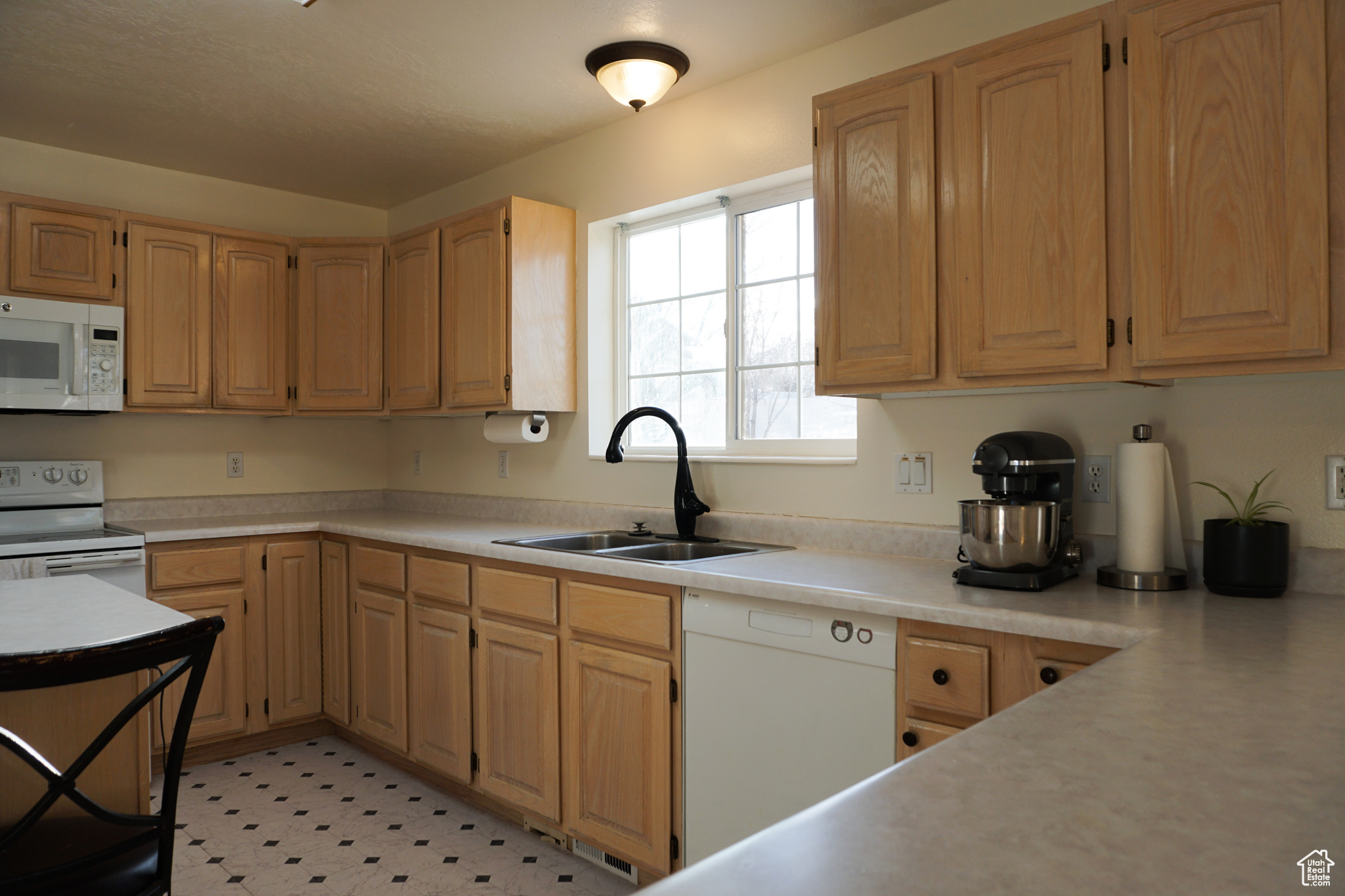 3983 S Mcgregor Ln, Saratoga Springs, Utah image 36