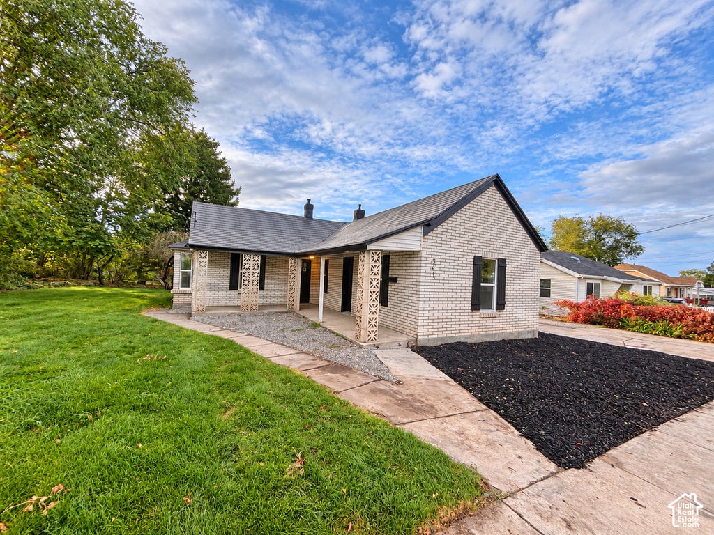 Photo of 541 N 100 E, Tooele, UT 84074 (MLS # 2192740)