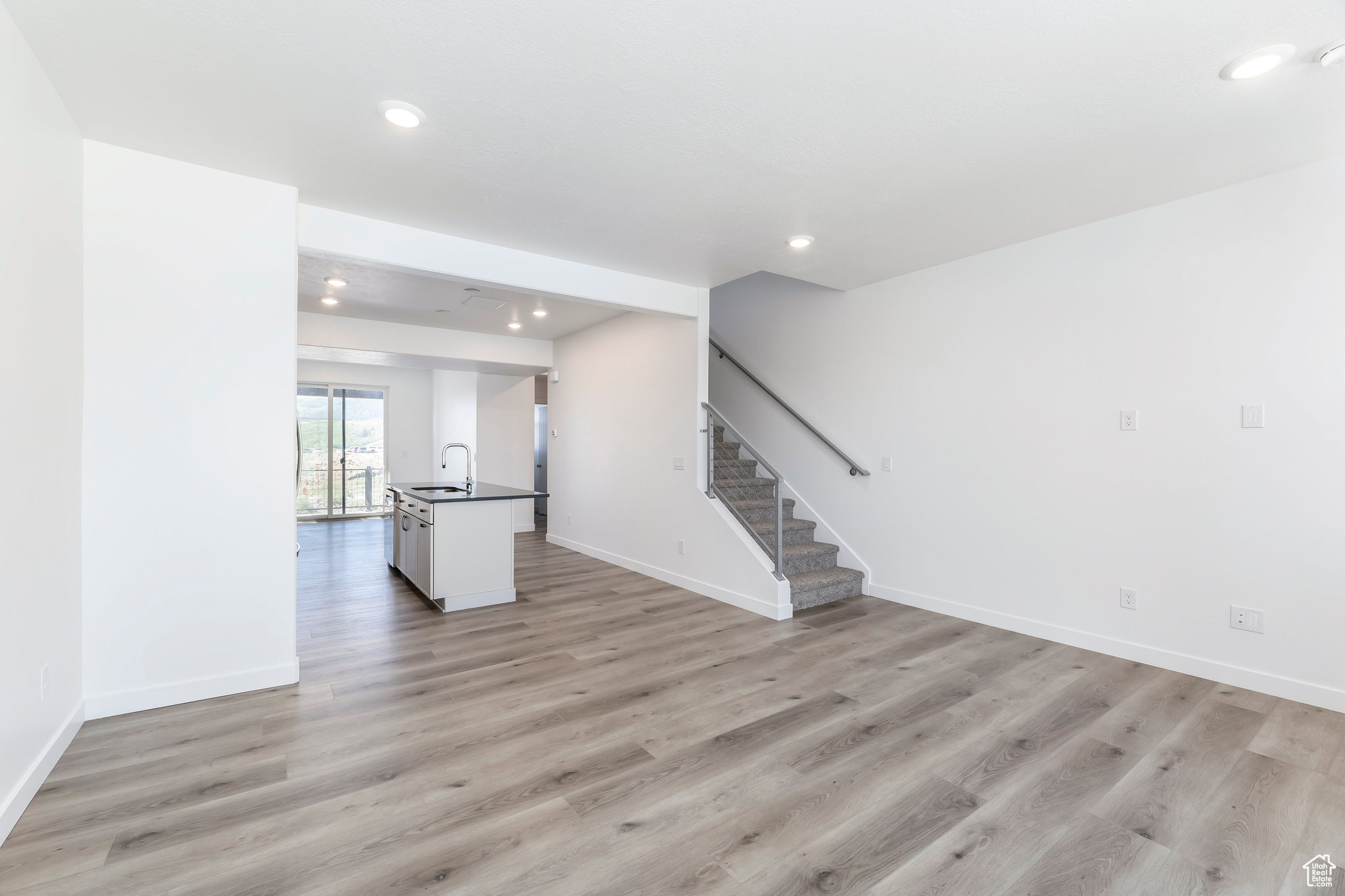 THE POINTE - Residential