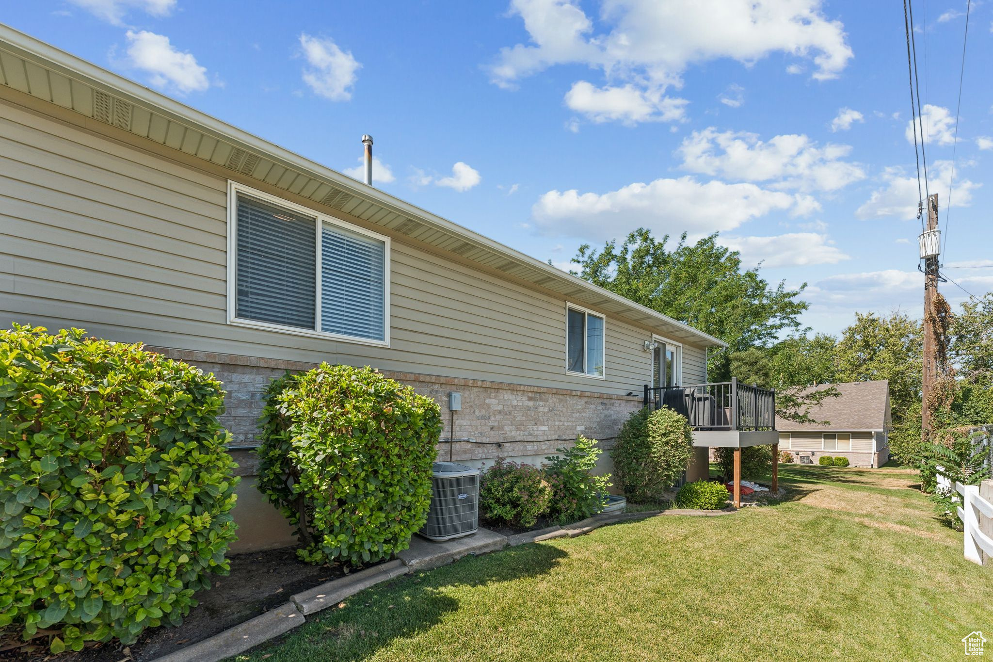 WHISPERING PINES - Residential